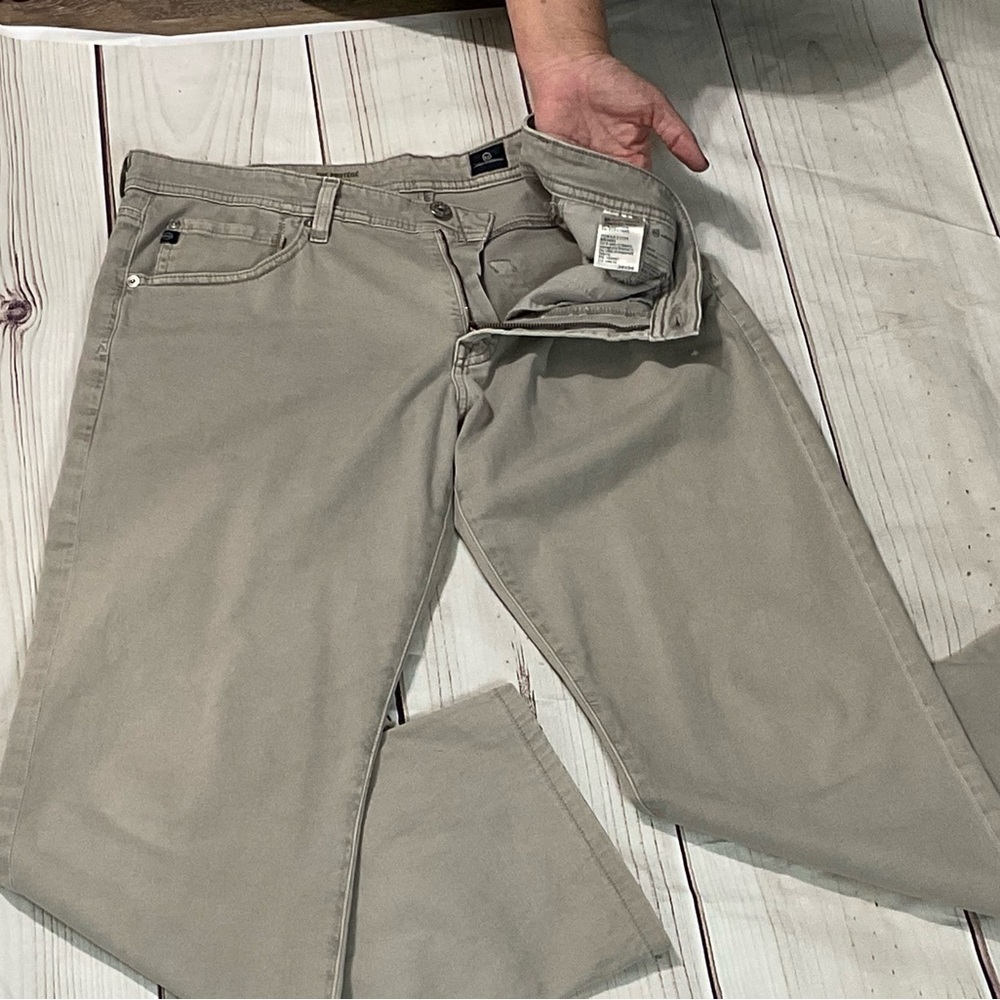 Men's AG Adriano Goldschmidt The Protege Straight Leg Khaki Tan Pants Size 34x34 - Picture 4 of 7
